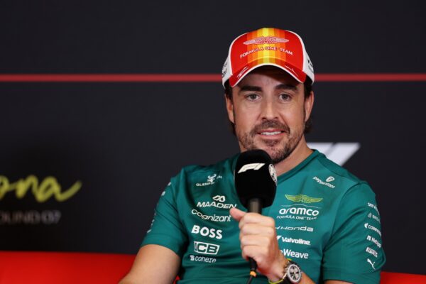 A Barcelone, Alonso donne un indice sur sa retraite !
