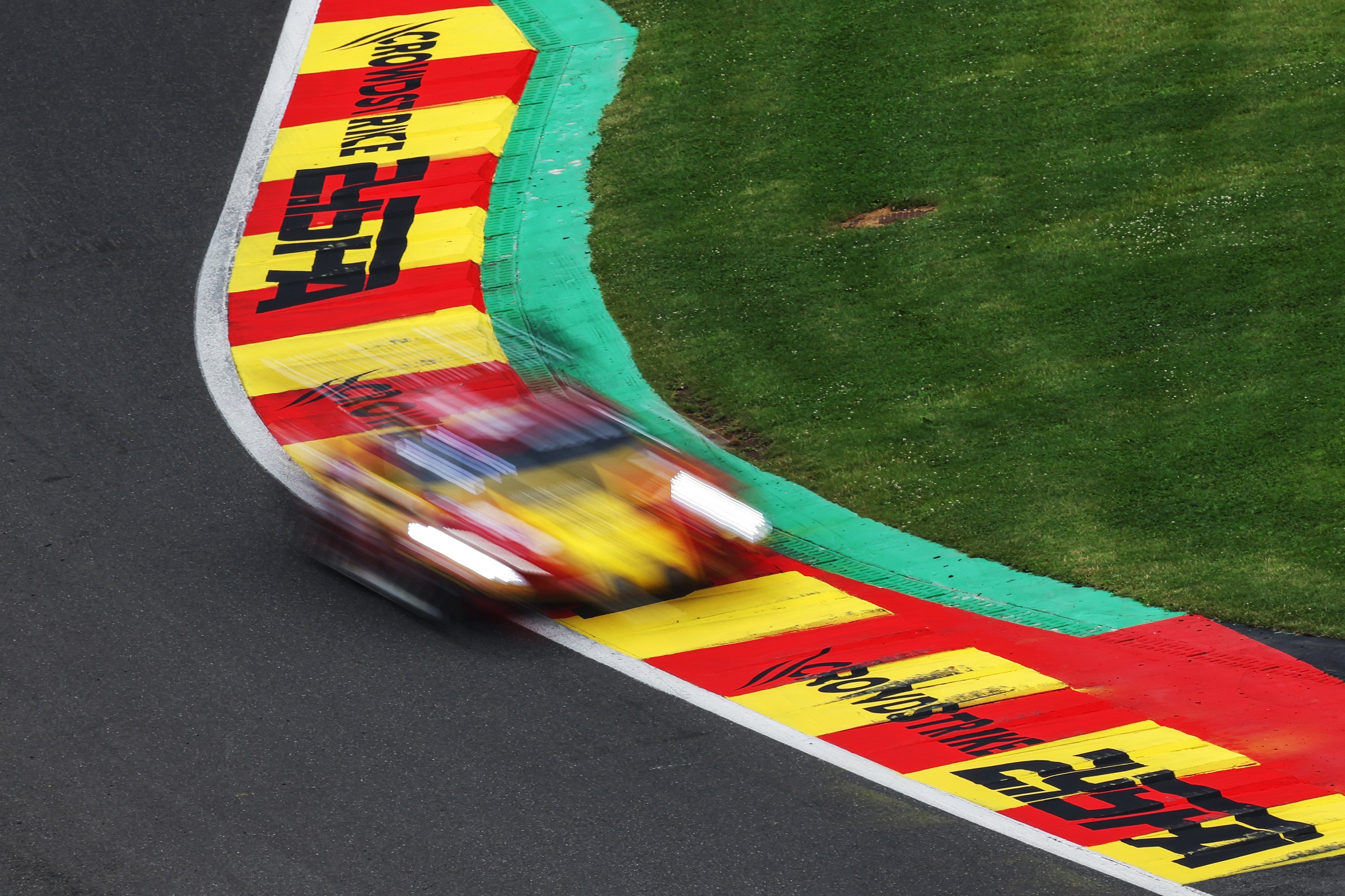24 Heures de Spa, Superpole : la Ferrari N°51 au pouvoir