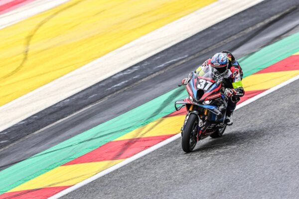 BMW Motorrad en pole position des 8 Heures de Spa Motos 2026