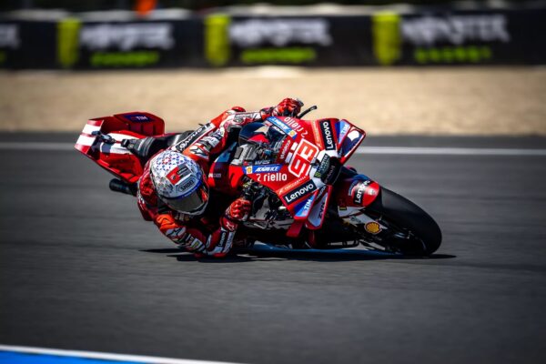 GP de République tchèque 2026, Course : Marc Márquez s'impose à Brno