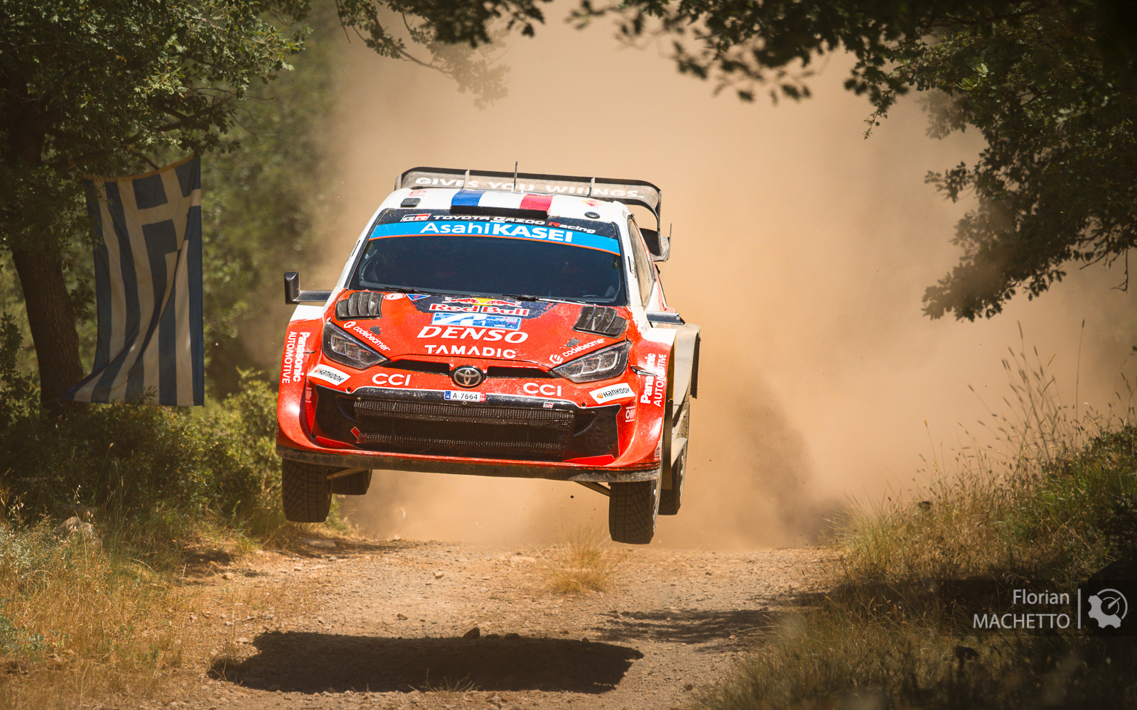 Sébastien Ogier : "Ça fait du bien de gagner l'Acropole après tant d'années"