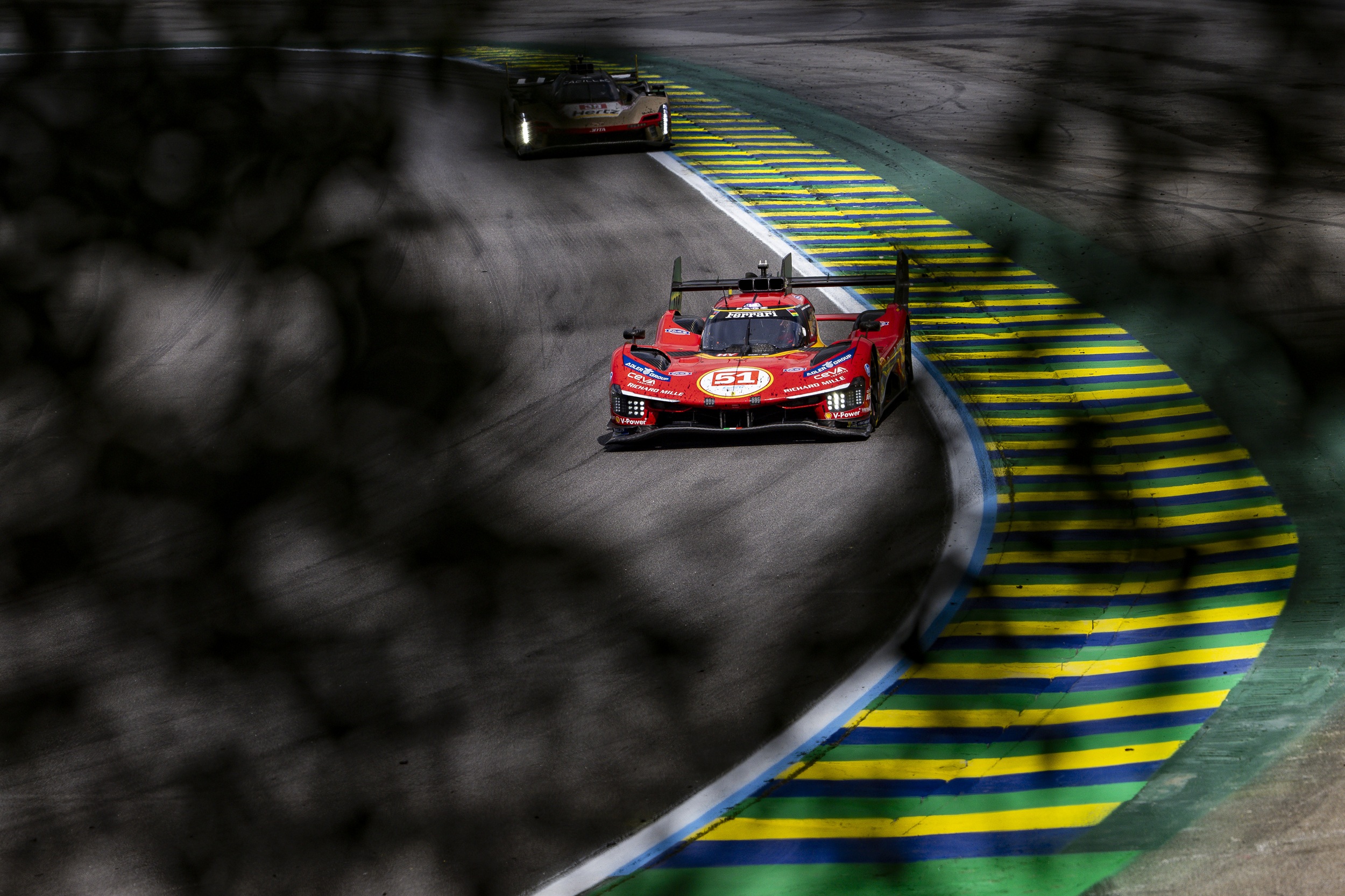 Victoire de BMW devant Ferrari