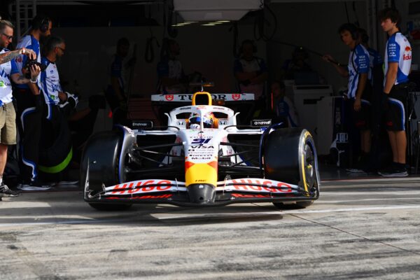 Nikola Tsolov a effectué son premier test en F1 avec Racing Bulls