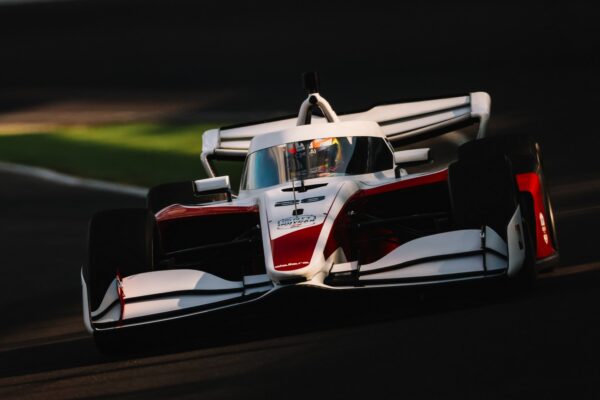 Dallara IR-28 en test à Indianapolis