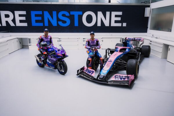 Les pilotes Pramac Yamaha découvrent l'usine Alpine F1