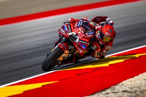 GP d'Aragón 2026, Sprint : Marc Márquez s'impose devant Alex Márquez