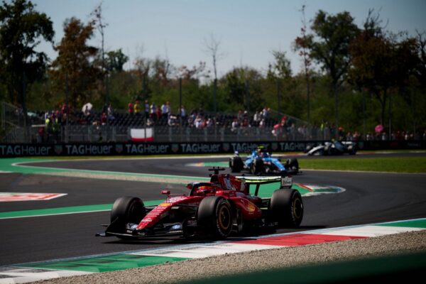 Italie, EL1 : les deux Ferrari déjà devant !