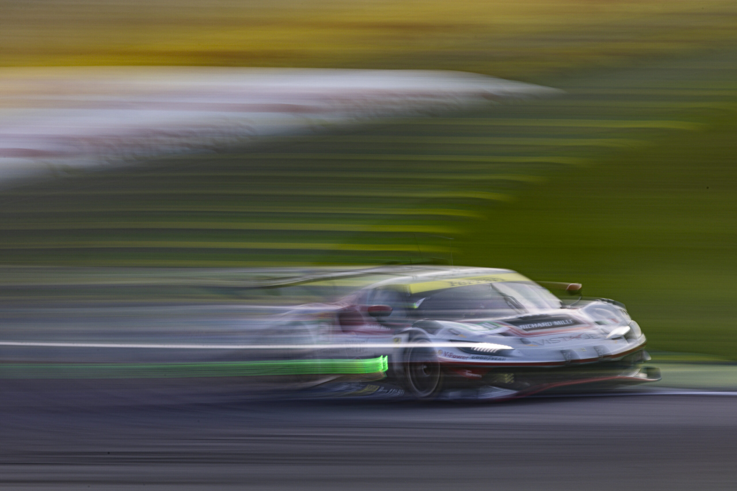 Aston et Ferrari en tête des EL3