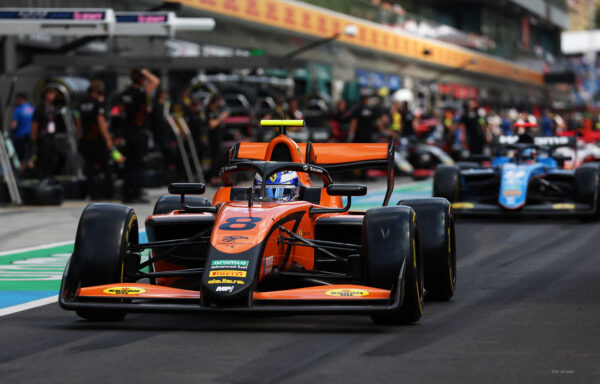 Kato et Taponen réalisent la pole position en FIA F3 à Madrid