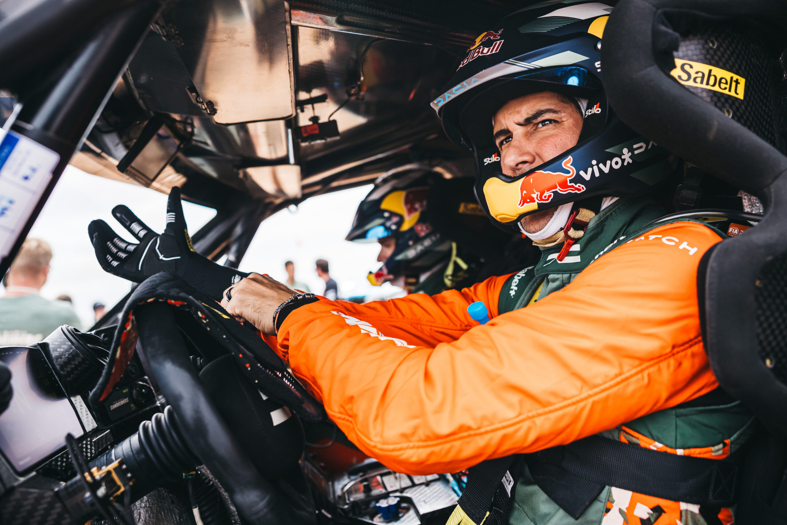 W2RC Maroc, étape 1 : Moraes d'un cheveu devant Serradori, Loeb trahi par la mécanique !