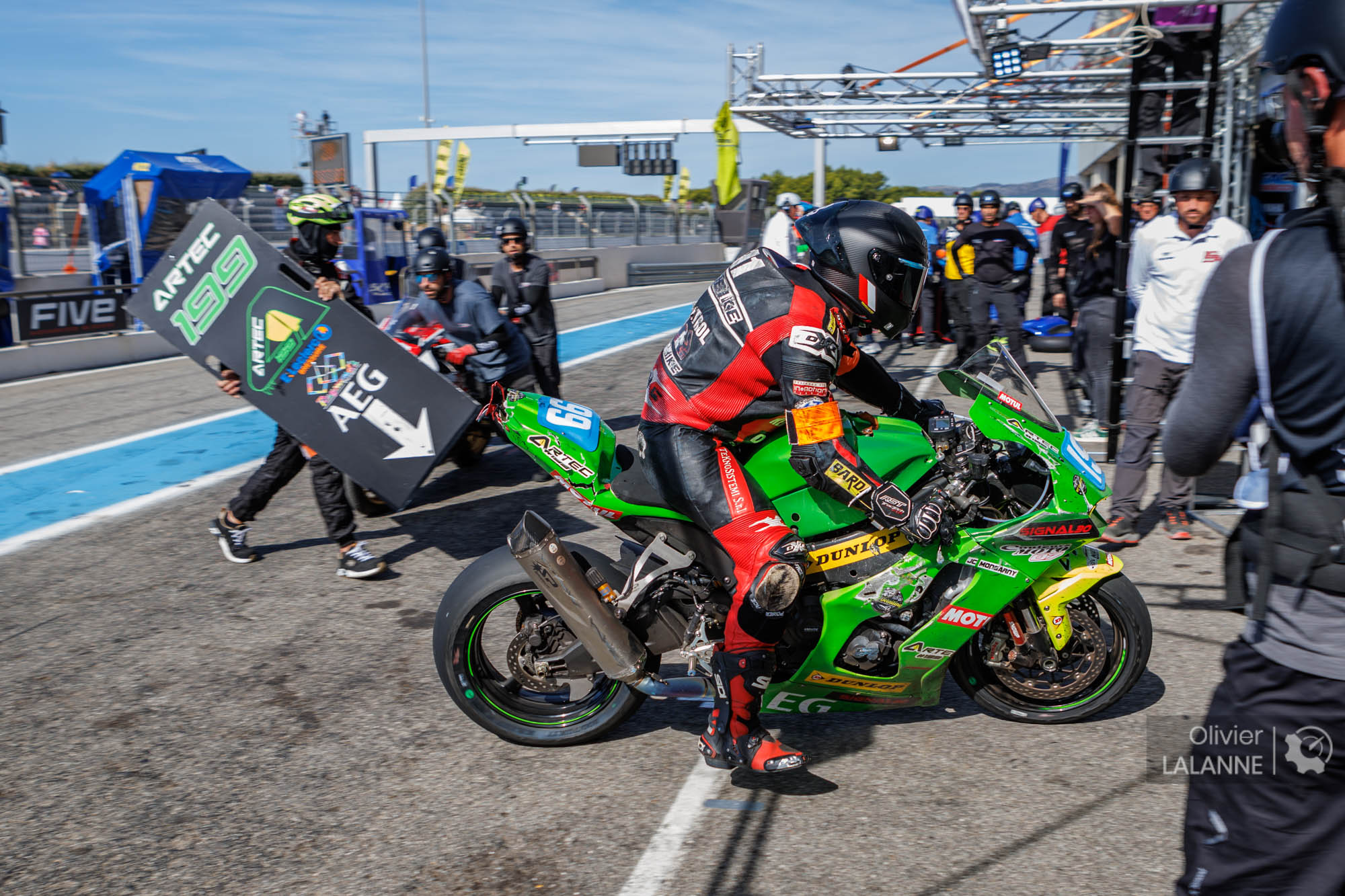 199 ARTEC #199 (FRA), Kawasaki ZX 10R, BARRE Paul (FRA), WALDURA Fabien (FRA), LEPINE Adrien (FRA), MATHON Julien (FRA), PRD, action, pitlane