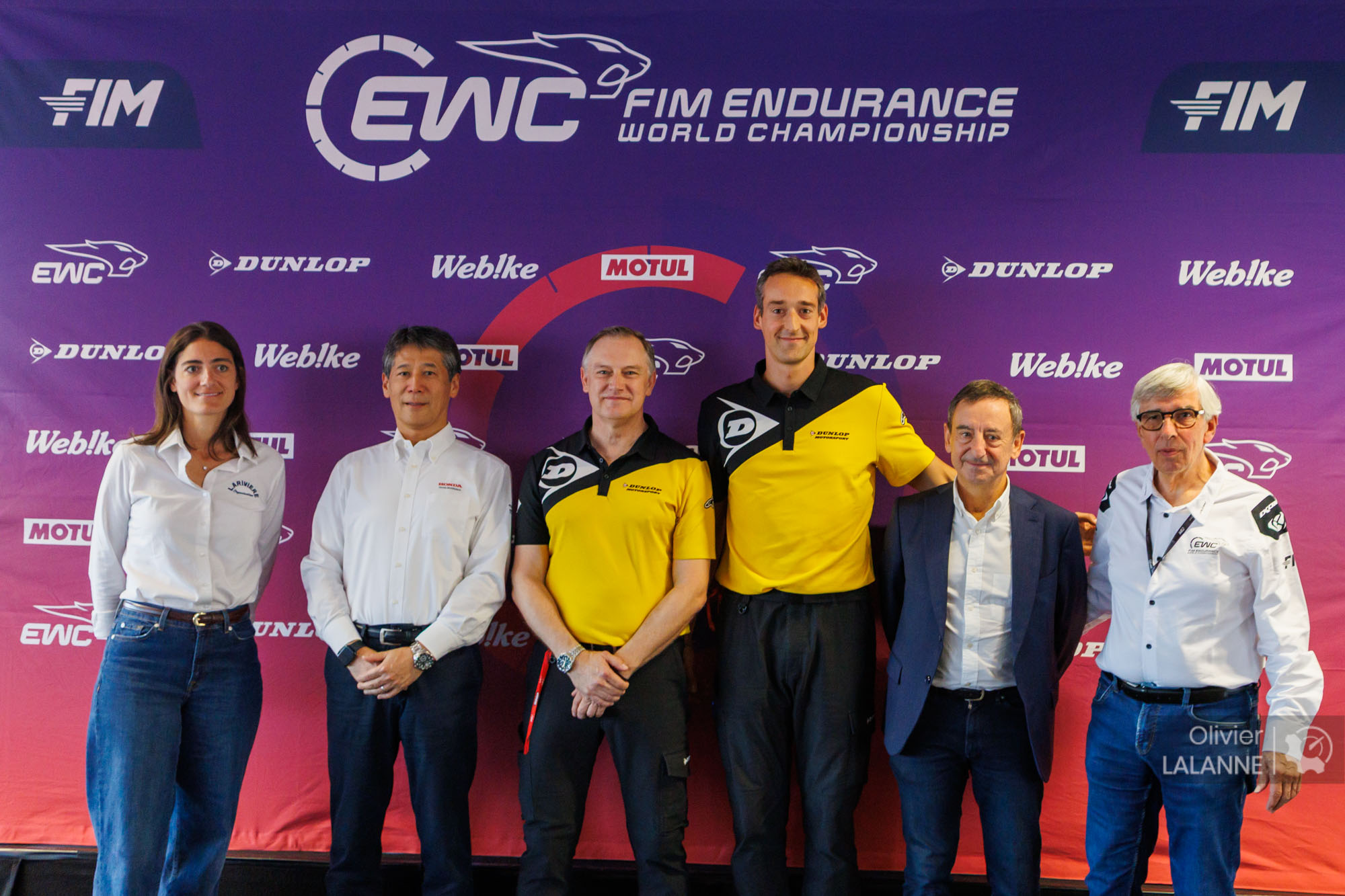 Claude Michy (FRA), président d'Endurance Moto Promoter, Sophie Casanovas (FRA), présidente de l'organisation du Bol d'Or, Pierre Fillon (FRA), président de l'Automobile Club de l'Ouest (ACO) et Tsuyoshi Saito (JPN), président de Honda Mobilityland Corporation, David Auerbacher (BEL), responsable des événements internationaux de course moto chez Dunlop Motorcycle Europe, Wim Van Achter (BEL), Responsable Motorsport, Dunlop Motorcycle Europe, portrait