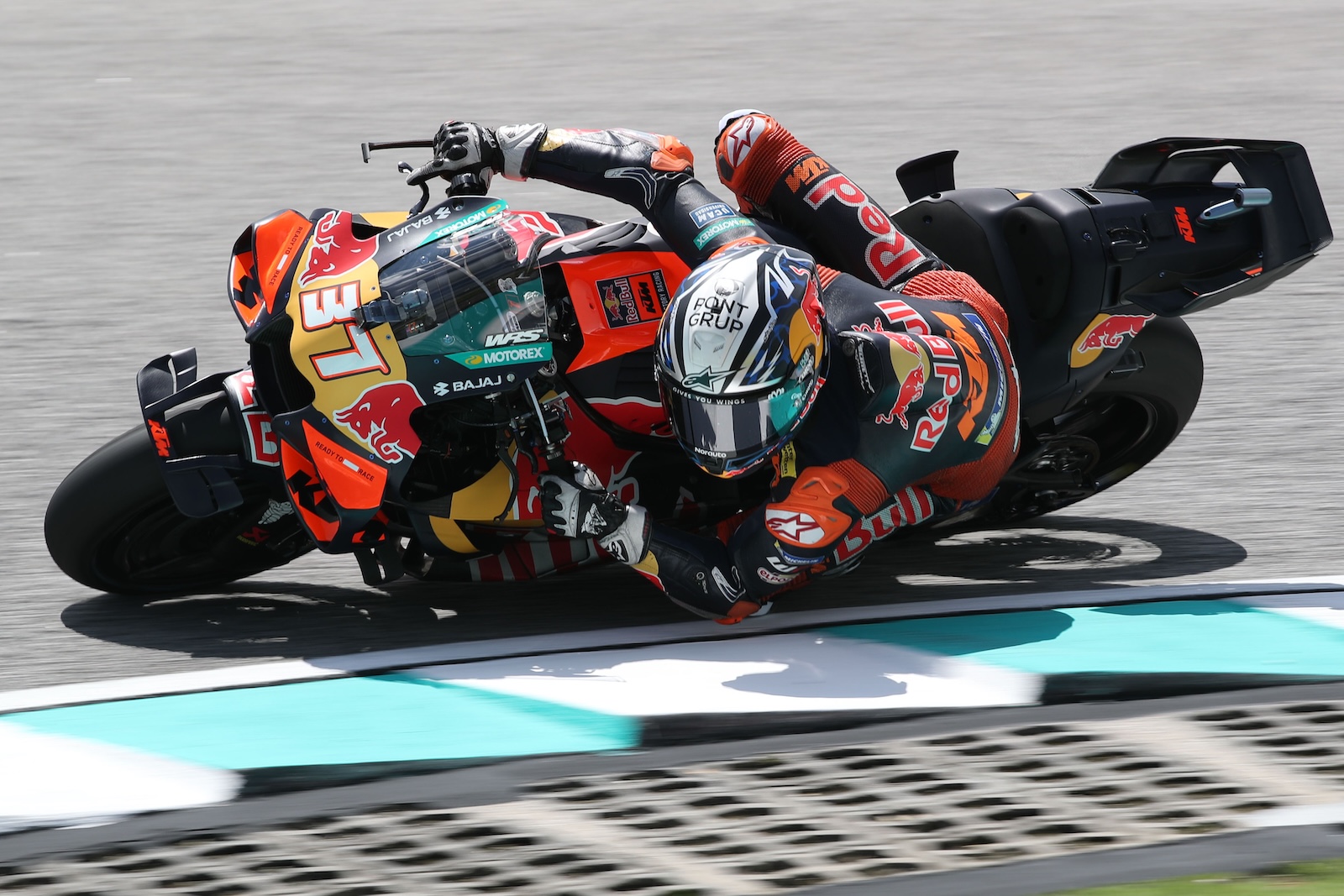 Pedro Acosta sur le circuit de Sepang en Malaisie