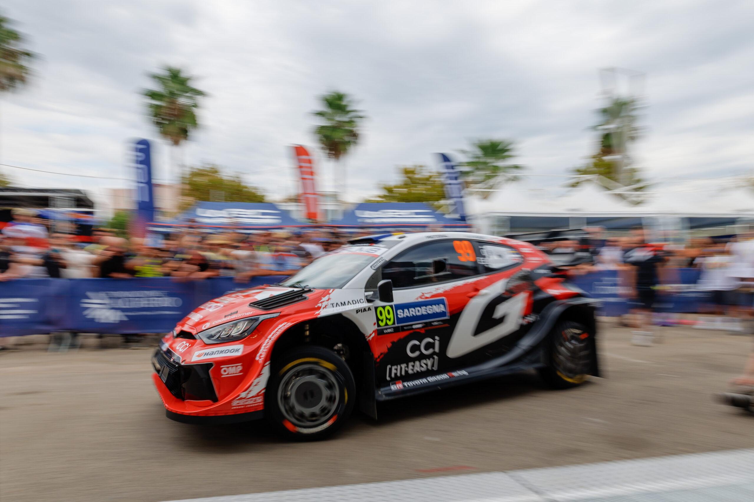 Sardaigne, ES1 : Solberg prend la super spéciale